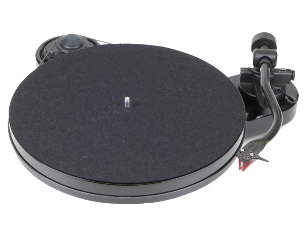 Pro-Ject RPM 1 Carbon (DC) (2M Red) Black по цене 47 000 ₽