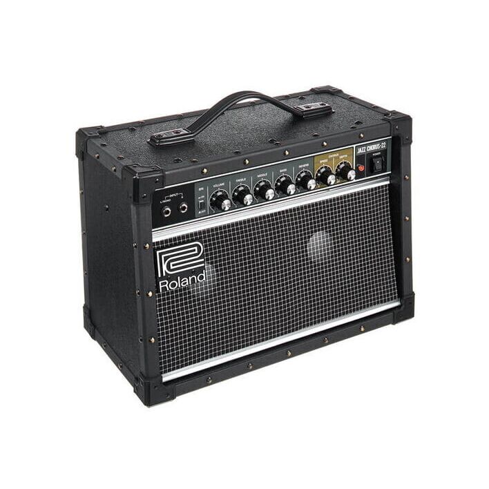 Roland JC-22 по цене 65 500 ₽