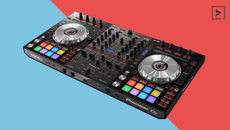 Pioneer DJ DDJ-SX3. Два USB порта, FX для микрофонов