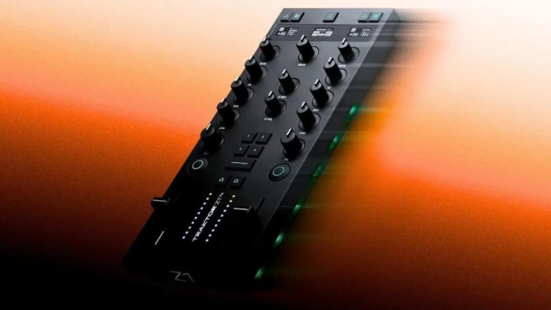NATIVE INSTRUMENTS | Traktor Z1 Mk2 — модульный программный микшер и аудиоинтерфейс нового поколения