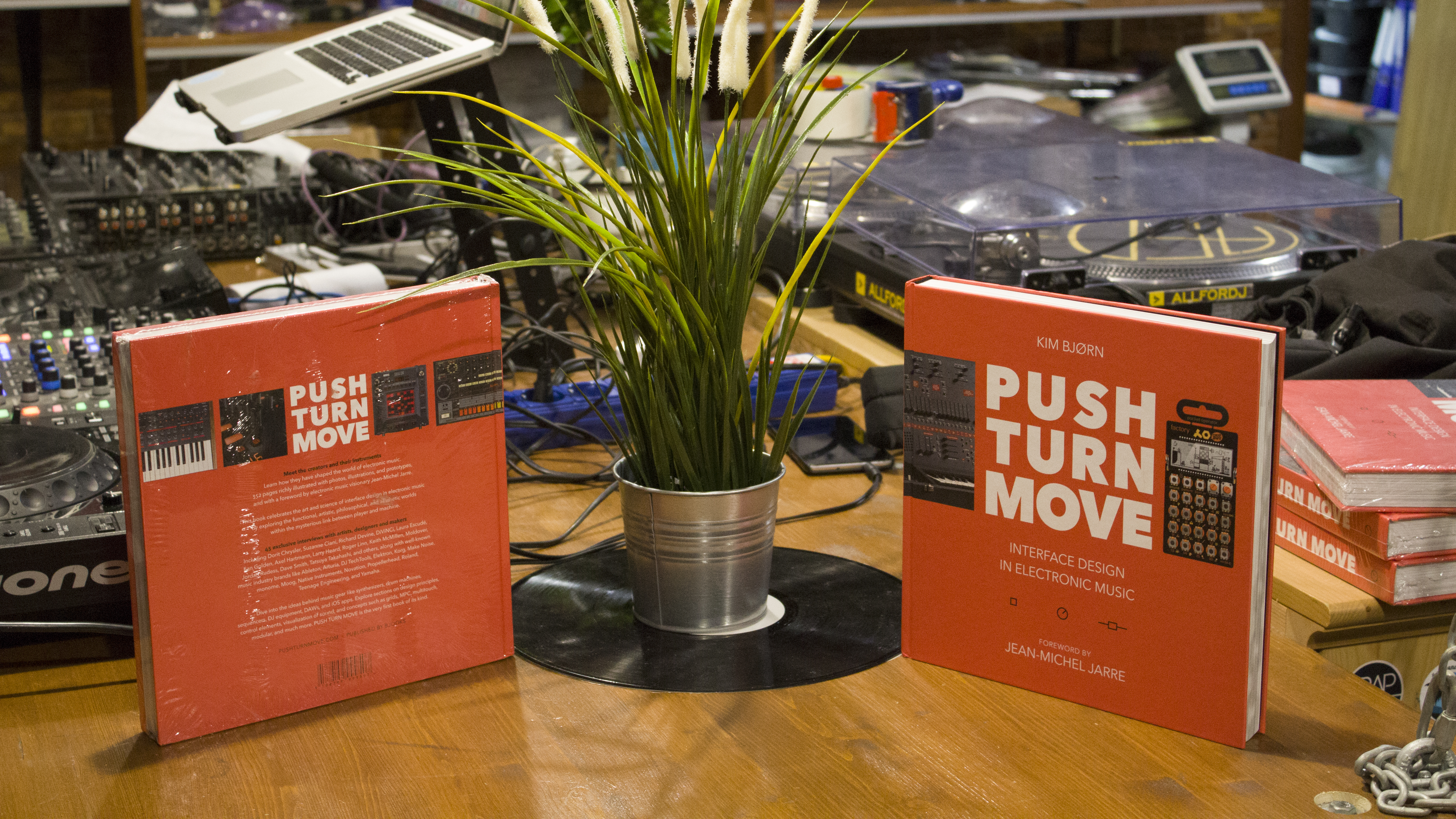 PUSH TURN MOVE in ALLFORDJ
