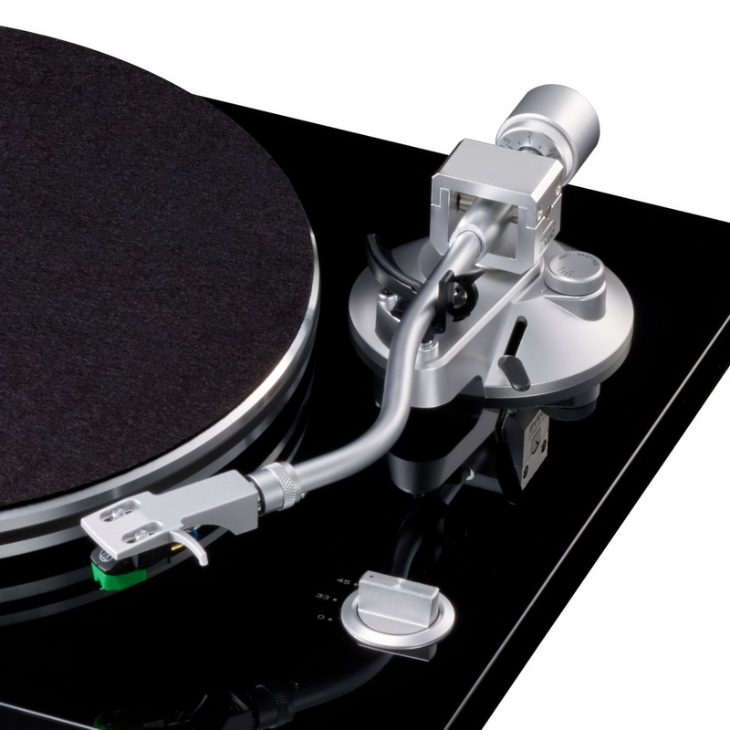 TEAC TN-3B Black по цене 49 900 ₽