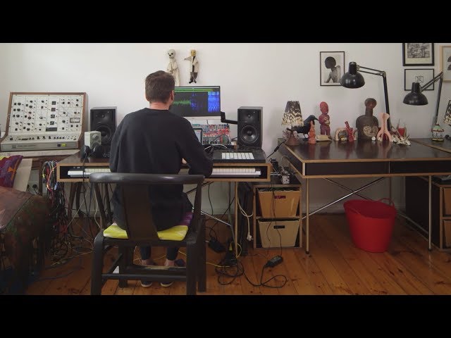 Behringer Wave по цене 100 000 ₽
