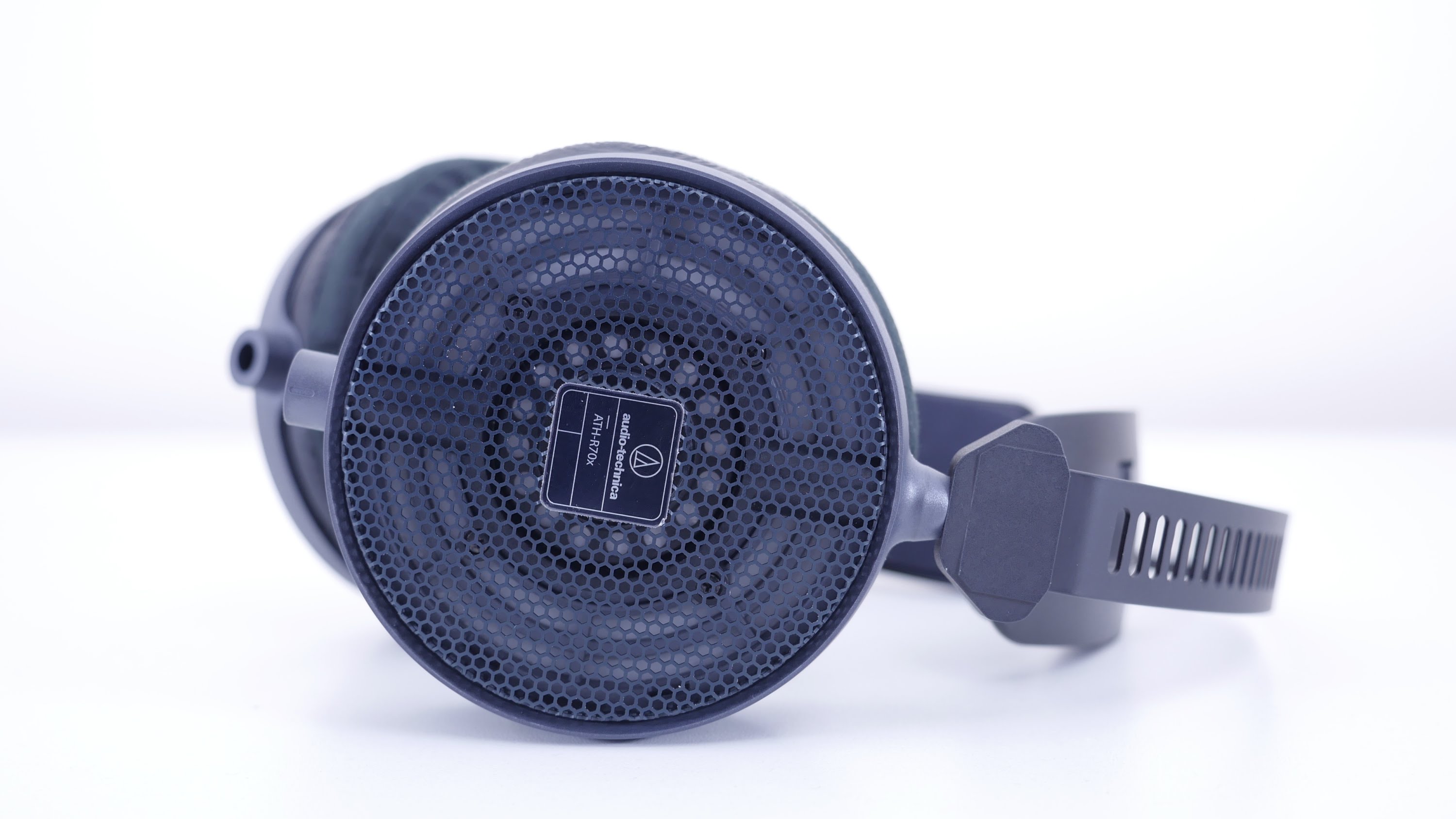 Audio-Technica ATH-R70X по цене 53 600 ₽
