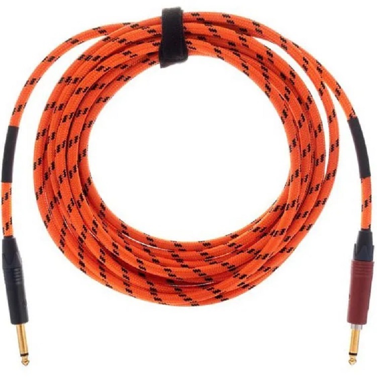 Cordial Blacklight-Edition 3 PP-O-Silent по цене 9&nbsp;000.00 ₽