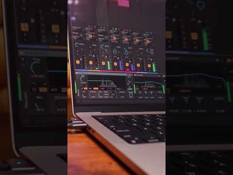 AKAI PRO MPK Mini 4 Gray по цене 18 440.00 ₽