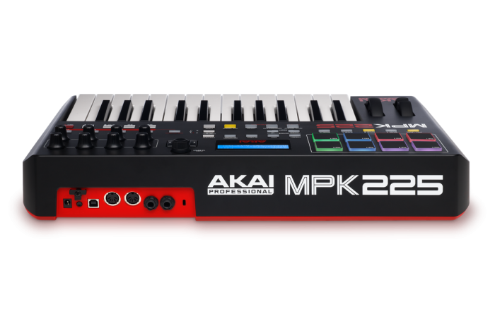 AKAI PRO MPK225 по цене 36 000 ₽