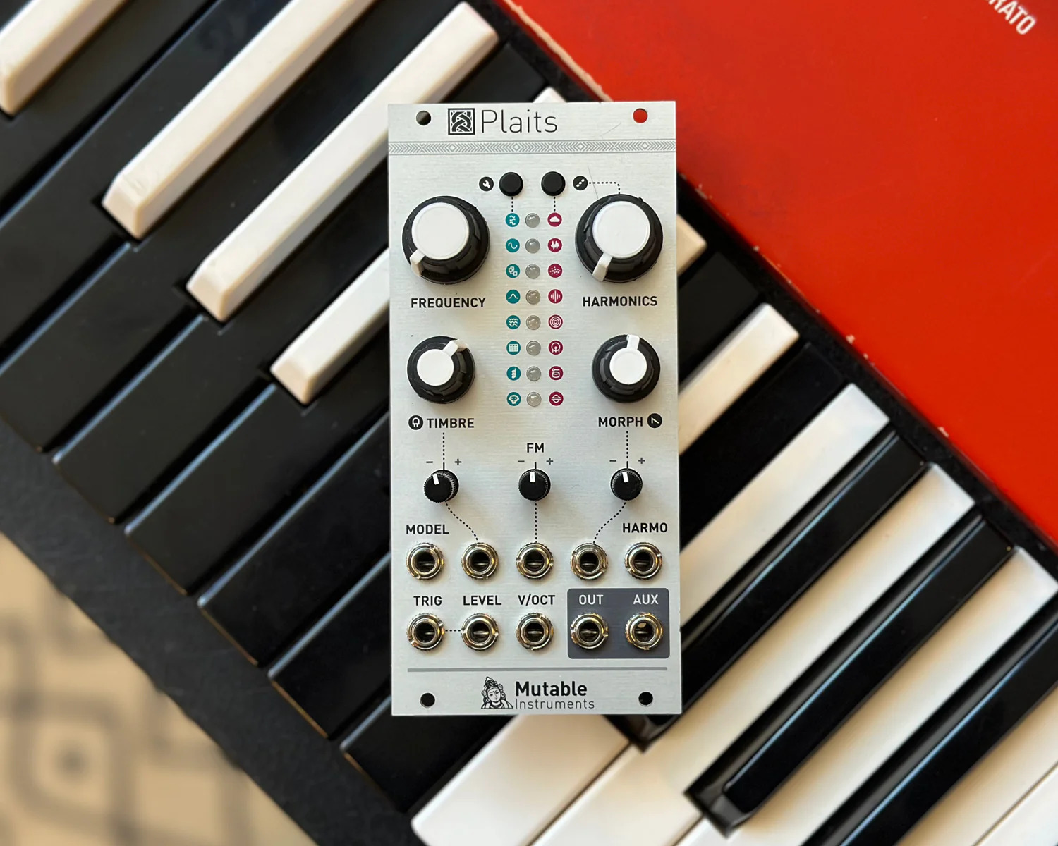 Mutable Instruments Plaits