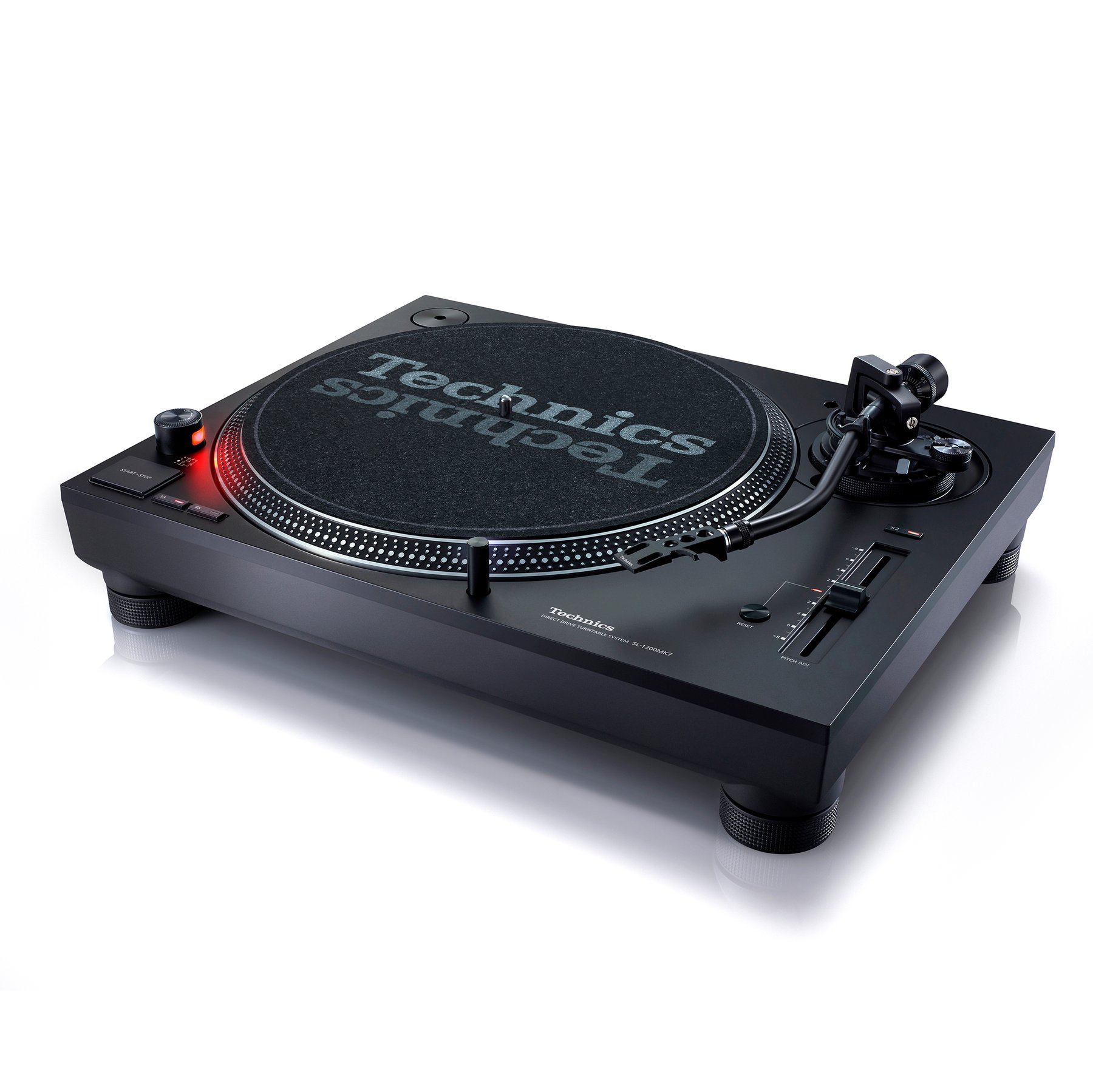 Technics SL-1210 MK7 по цене 107 627 ₽