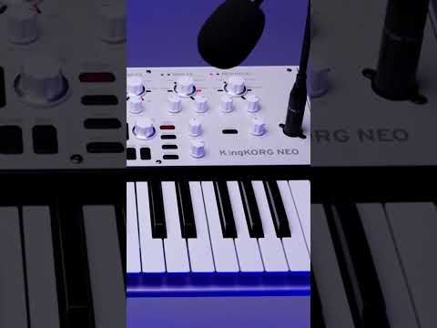 Korg KingKorg Neo по цене 120 000 ₽