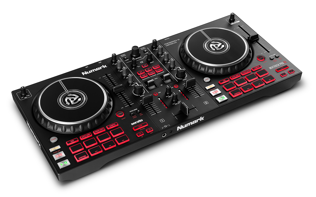 Numark Mixtrack Pro FX по цене 28 587 ₽