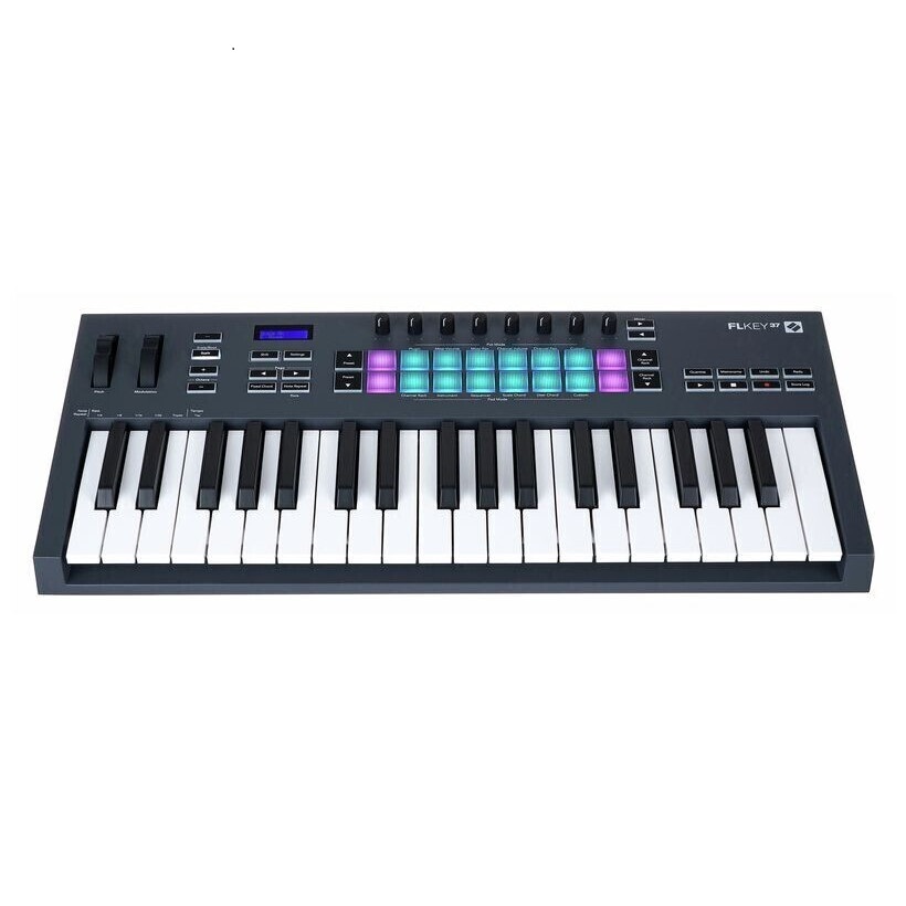 Novation FLkey 37 по цене 31 556 ₽