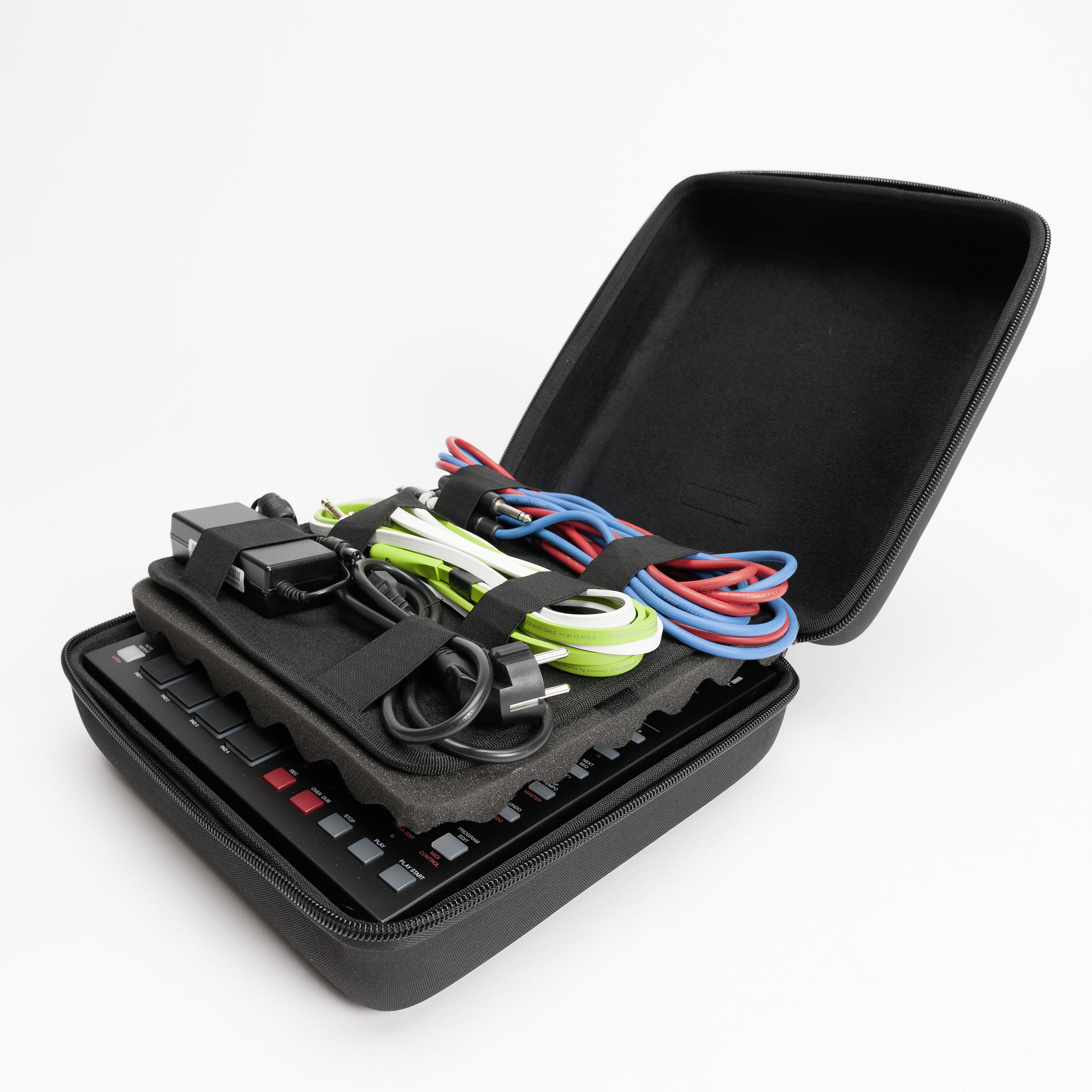 Magma CTRL Case MPC One black/black по цене 6 580 ₽