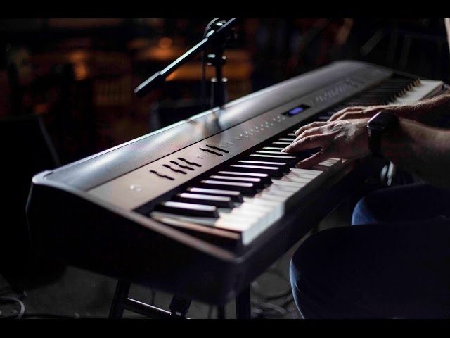 Roland FP-90-BK по цене 240 850 ₽