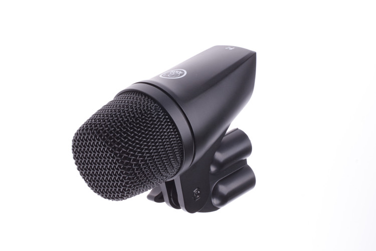 AKG P2 по цене 17 330 ₽