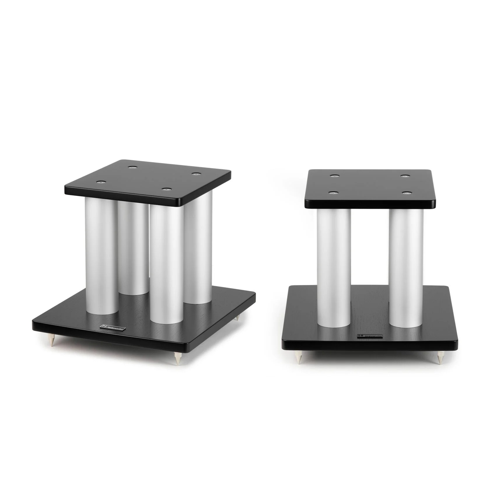 Radiotehnika T2B Silver/Black по цене 27&nbsp;990.00 ₽