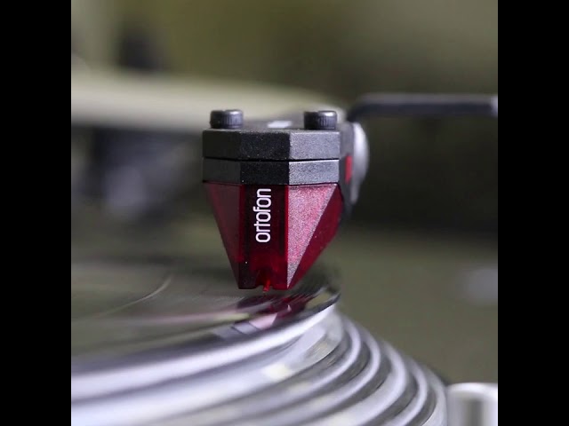 Ortofon 2M Red по цене 11 969.36 ₽