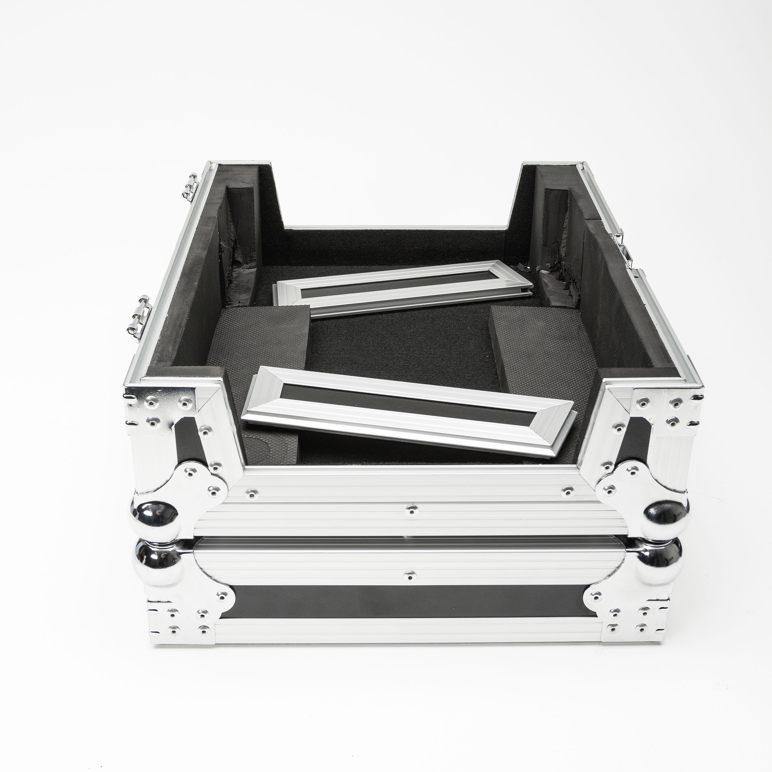 Magma DJ-Controller Case SC-5000 Prime black/silver по цене 24 000 ₽