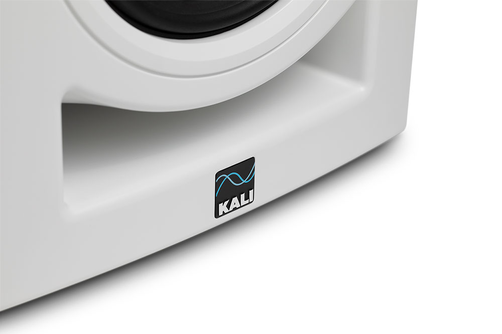 Kali Audio LP-6 White по цене 18 000 ₽