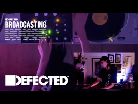 Klipsch New York купить за 79 990.00 ₽ с доставкой по Москве и всей России в интернет-магазине ALL for DJ Klipsch New York по цене 79 990.00 ₽