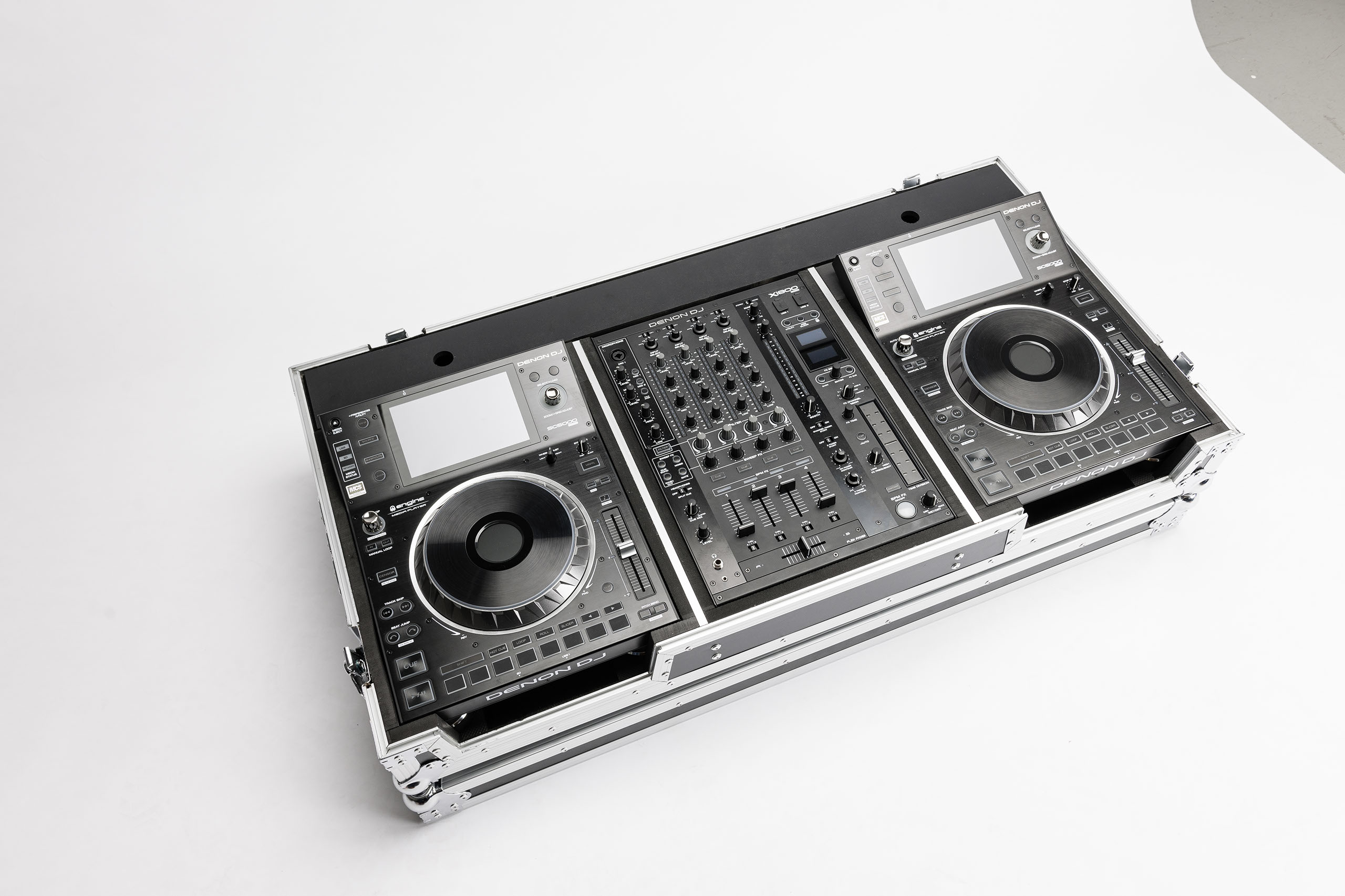 Magma DJ-Controller Case 5000/1800 Prime black/silver по цене 58 750 ₽