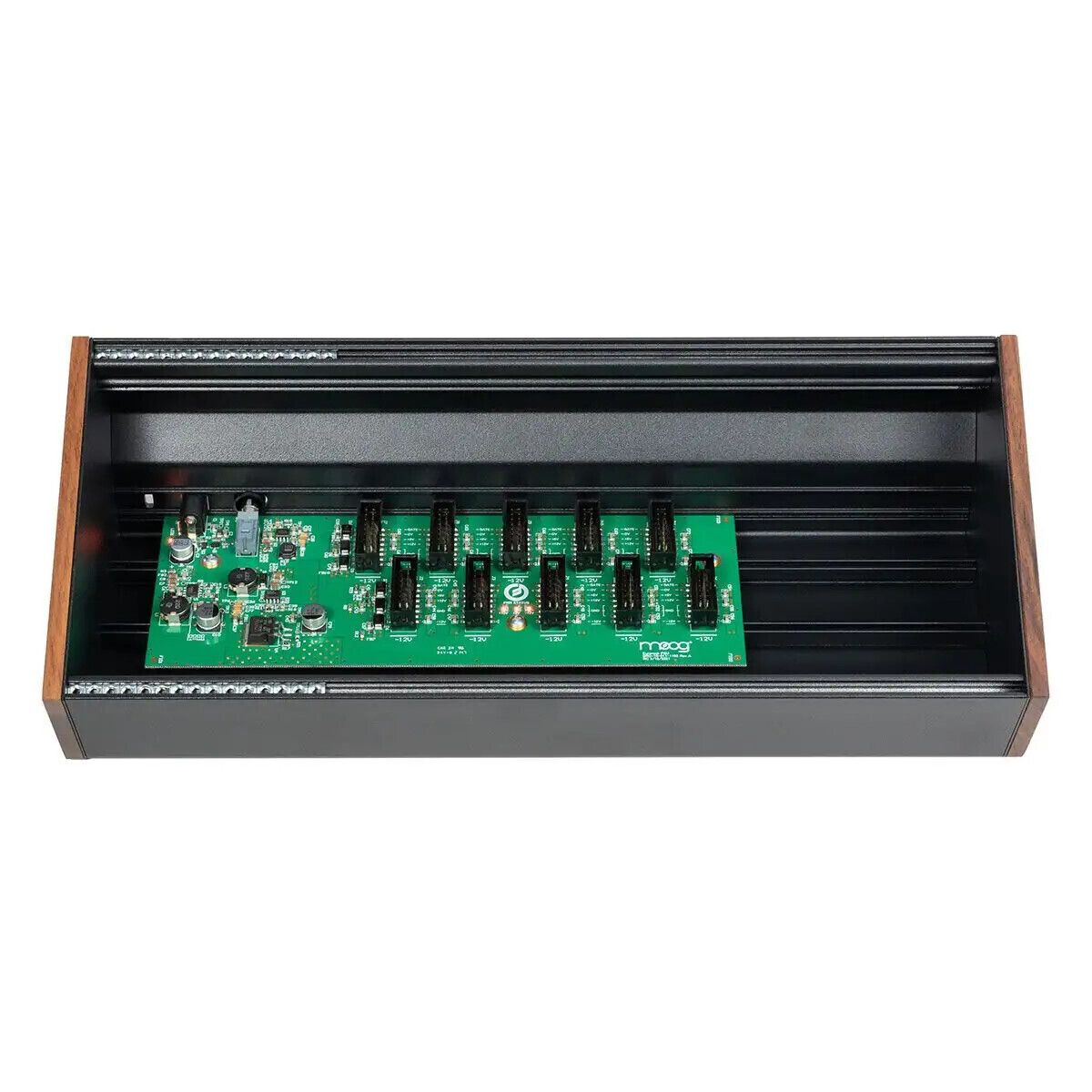 Moog 60 HP Powered Case по цене 33 850 ₽