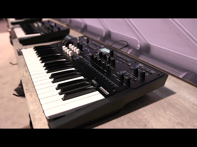 Behringer Wave по цене 100 000 ₽