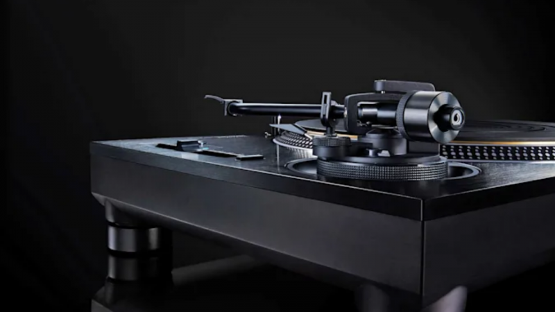 Technics | Выходит версия проигрывателя SL-1200 в черном цвете, которую даже можно успеть купить