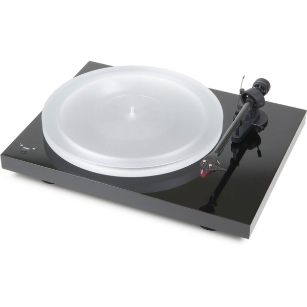 Pro-Ject Debut 3 DC Esprit Piano OM10 по цене 34 500 ₽