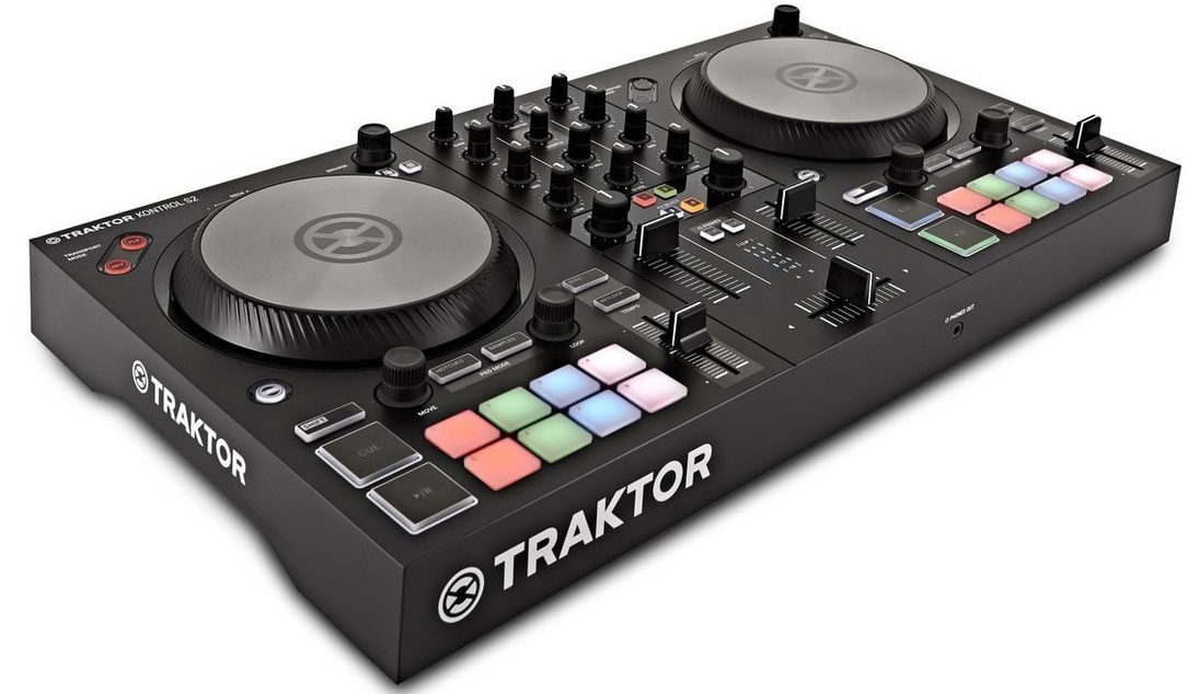 Native Instruments Traktor Kontrol S2 MK3 по цене 43 857 ₽