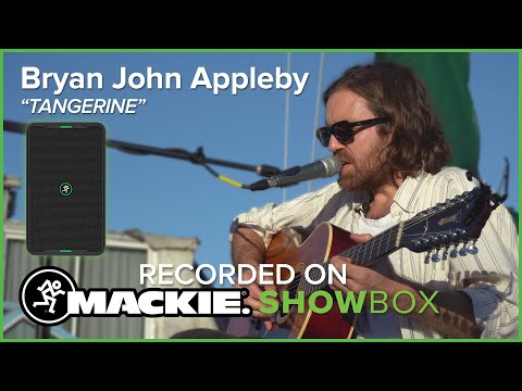 Mackie ShowBox по цене 113 670 ₽
