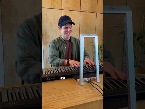 Behringer Wave по цене 100 000 ₽