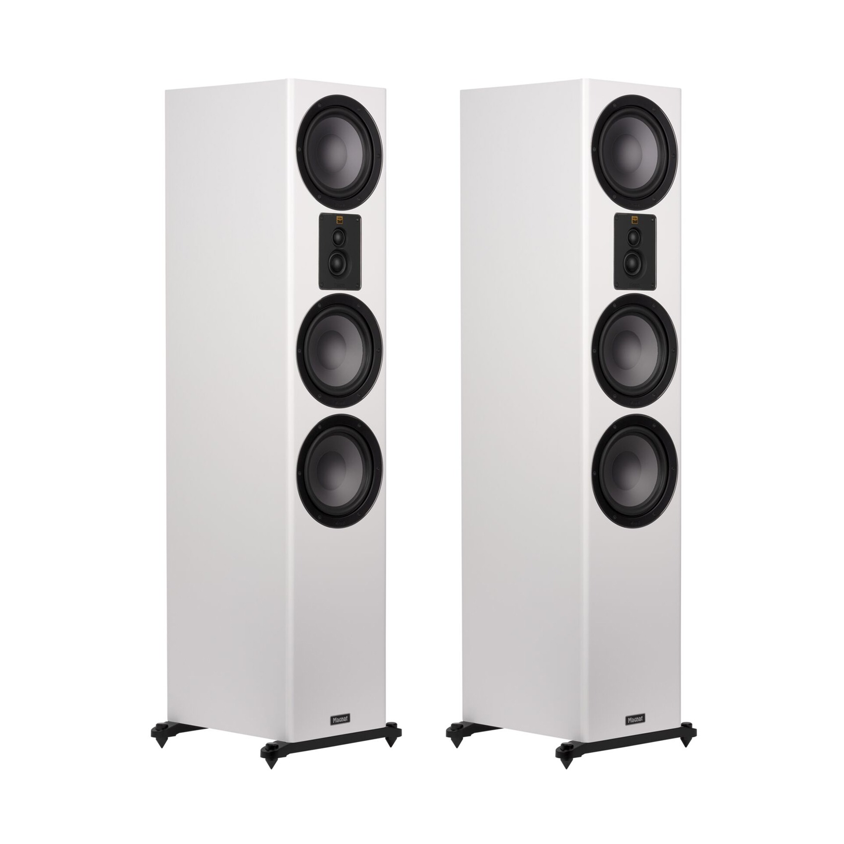 Magnat Signature 607 White по цене 190 000.00 ₽