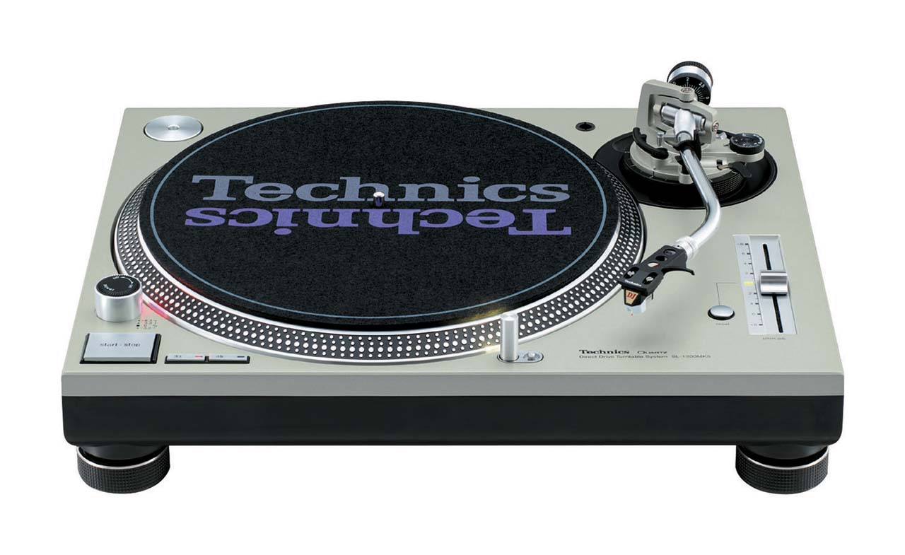 Technics SL-1200 mk5 Б/У по цене 40 000 ₽