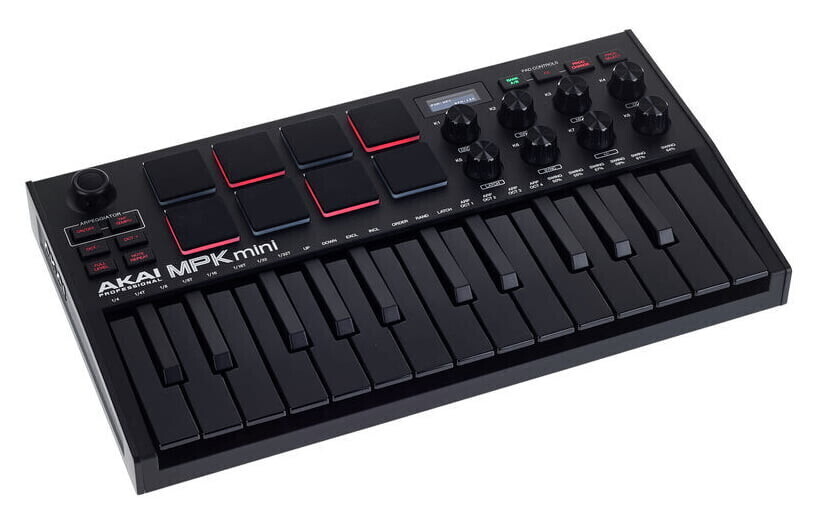 AKAI PRO MPK Mini MK3 Black по цене 17 400 ₽