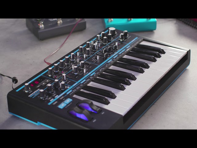 Novation Bass Station 2 по цене 61 985 ₽