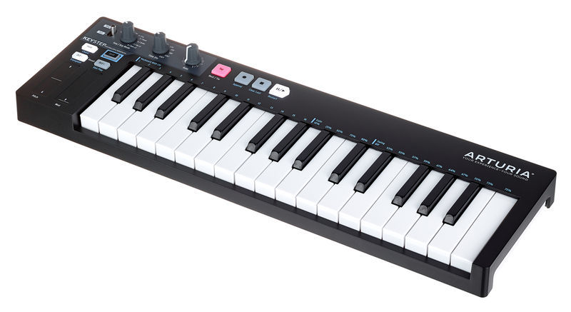Arturia KeyStep Black Edition по цене 22 700 ₽
