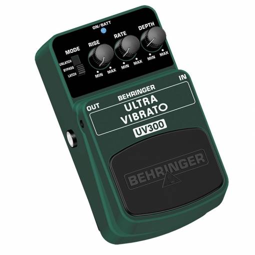 Behringer UV300 по цене 3 600.50 ₽