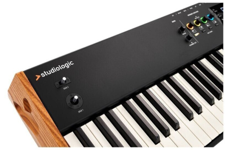 Studiologic NUMA X Piano GT по цене 214 410 ₽