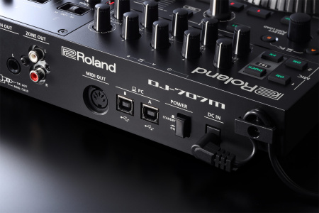 Roland DJ-707M по цене 134 640 ₽