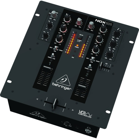 Behringer NOX101 по цене 15 490 ₽