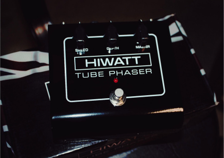 Hiwatt Tube Phaser по цене 10 100 ₽