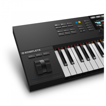 Native Instruments Komplete Kontrol S49 Mk2 по цене 103 500 ₽