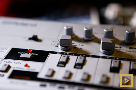 Roland TB-03 по цене 70 300 ₽