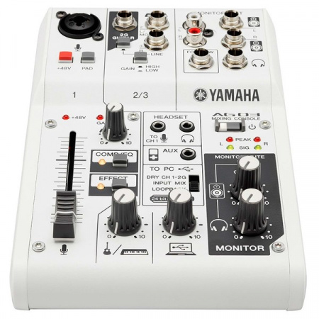 Yamaha AG03 по цене 12 000 ₽