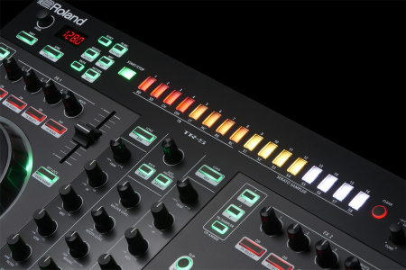 Roland DJ-505 по цене 108 000 ₽
