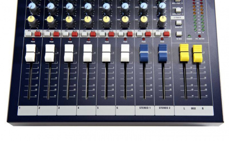 Soundcraft EPM 6 по цене 50 850 ₽