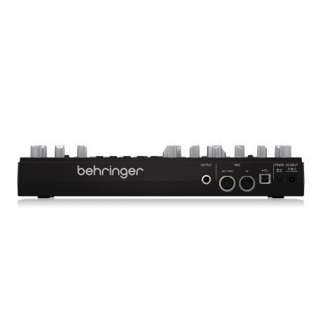 Behringer TD-3-BK по цене 20 550 ₽