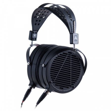 Audeze LCD-2 Classic (no travel case) по цене 102 000 ₽