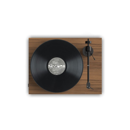 Pro-Ject E1 BT Walnut по цене 65 406.67 ₽